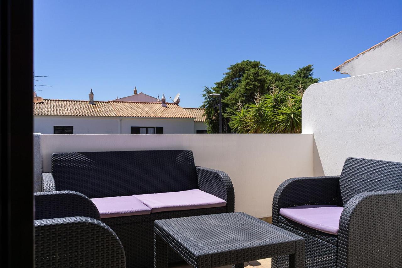 Familia Brito Hotel Porches  Exterior foto