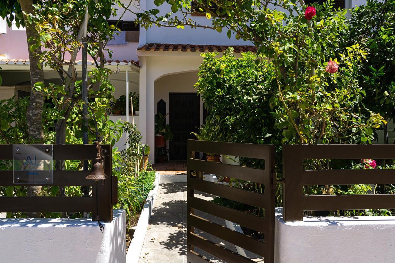 Familia Brito Hotel Porches  Exterior foto